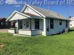 712 Hansford St, Saint Albans, WV 25177