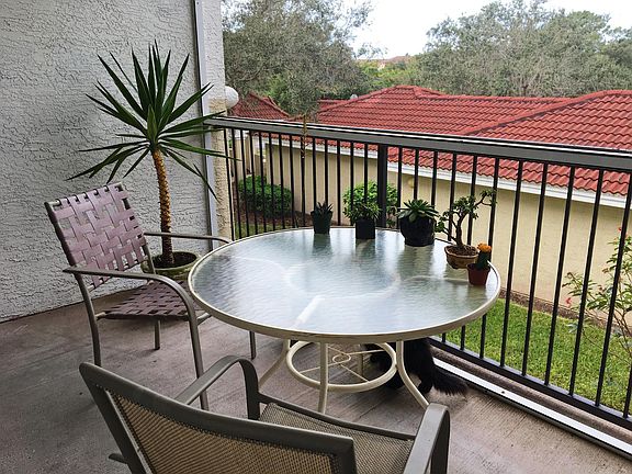 Screened Balcony