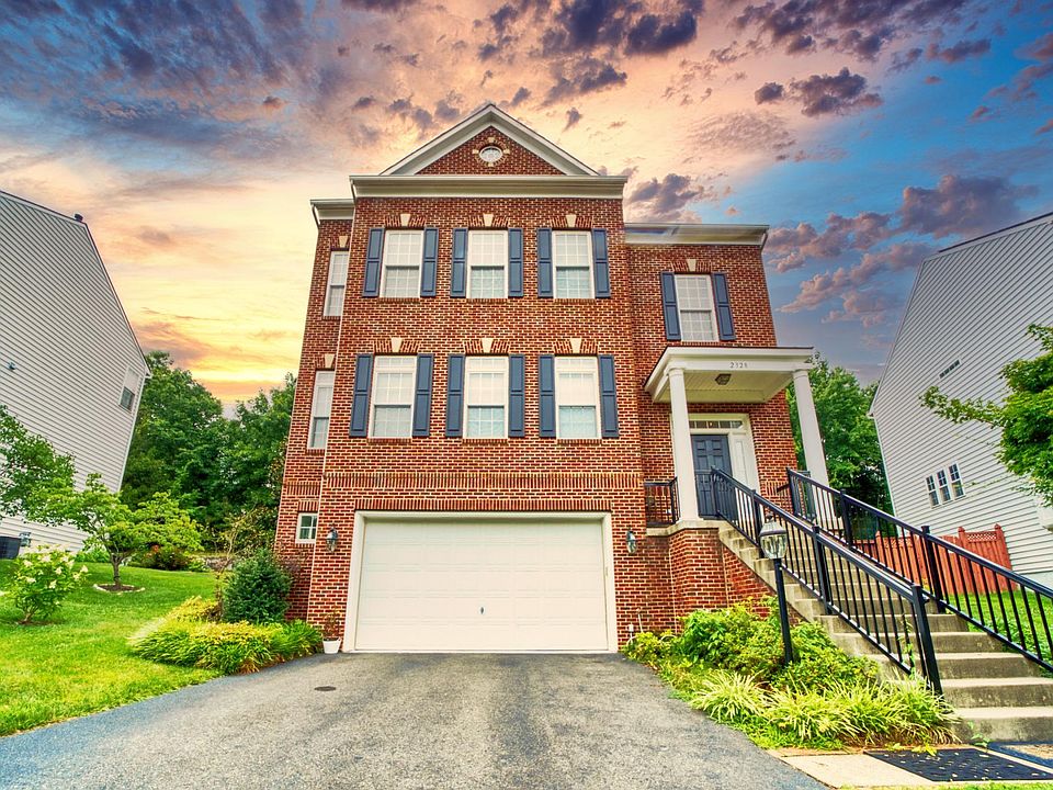 1st image of 2328 Brittany Parc Dr