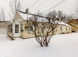 236 Ensminger Rd, Tonawanda, NY 14150