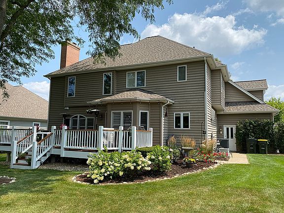 3rd image of 701 Mason Ln