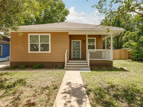 811 Travis St, Bryan, TX 77803