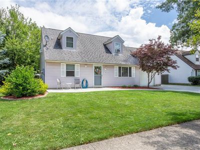 380 Sonesta Ave, Elyria, OH, 44035
