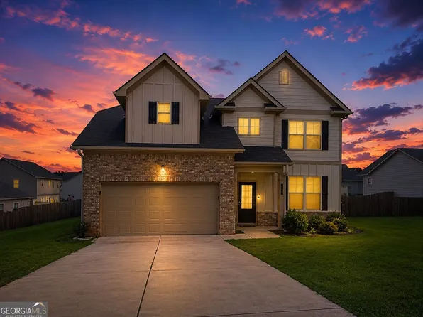 515 McGinnis Cir, Calhoun, GA 30701