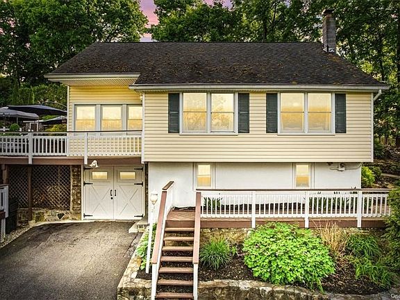 3rd image of 76 Ivy Hill Rd