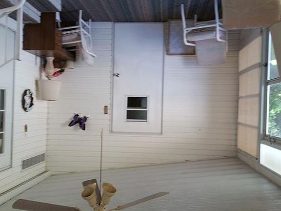 5th image of 6109 Grand Oaks Dr SE