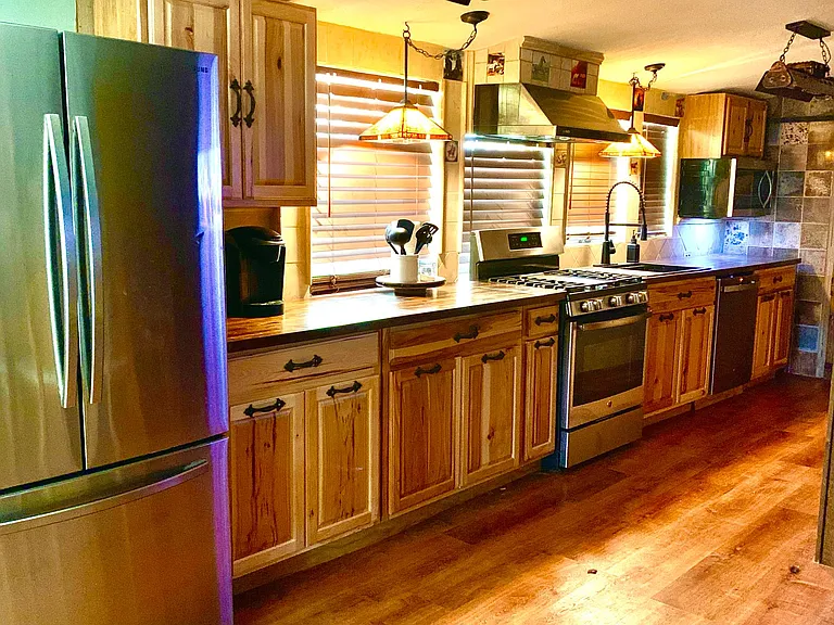333 Sisterdale Rd — Photo 30