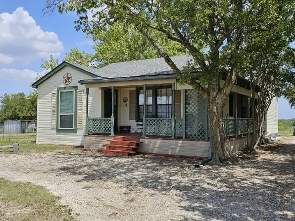 272 Walker Creek Rd, Ennis, TX 75119