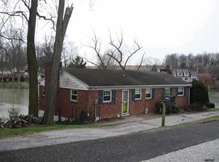 15442 Magnolia Dr, New Freedom, PA 17349