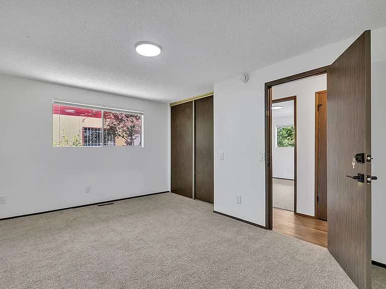 8832 20th Ave SW — Photo 15