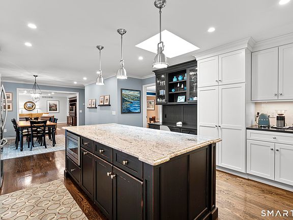 4th image of 64 Mimosa Court