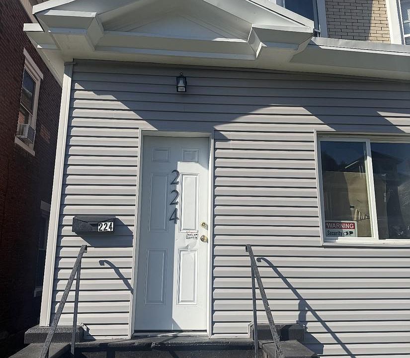 1st image of 224 Yale St