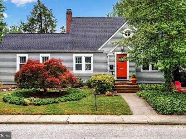7 W Cooper Ave, Moorestown, NJ 08057