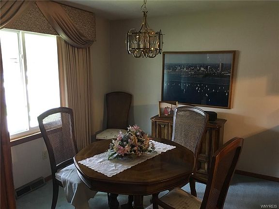 4th image of 179 Lou Ann Dr