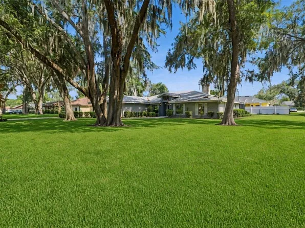 2610 TWELVE POINT DRIVE, LAKELAND, FL 33811