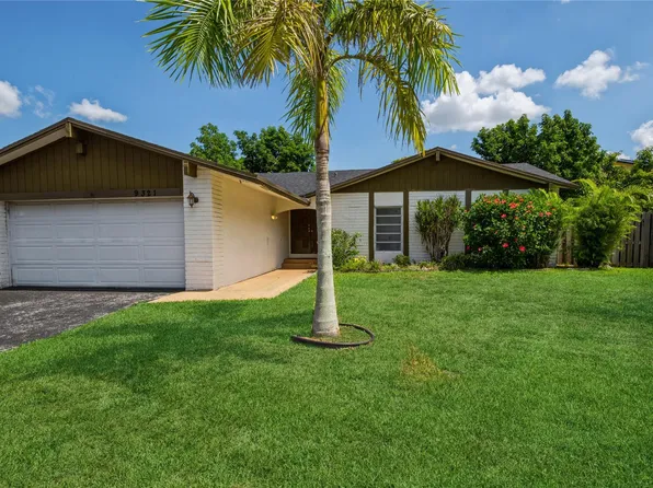 9321 NW 38th Place, Sunrise, FL 33351
