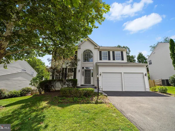 46999 Bainbridge Pl, Sterling, VA 20165