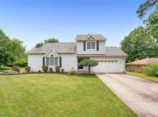 9739 Albion Rd, North Royalton, OH 44133