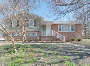 1208 Aberdeen Rd, Hampton, VA 23666