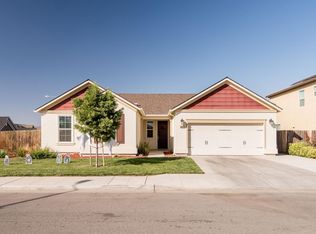 6856 E Saginaw Way, Fresno, CA