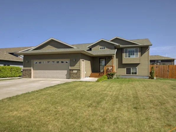 574 Norad Dr, Box Elder, SD 57719