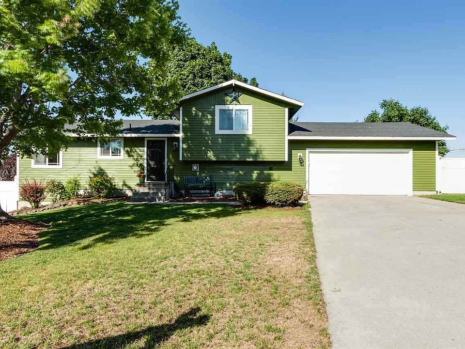 1st image of 7922 N Petersburg Ct