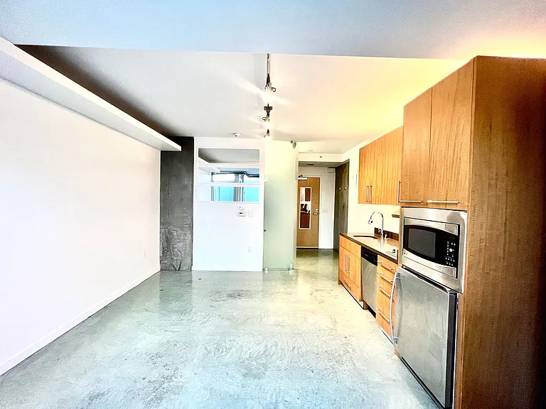 766 Harrison St #309 — Photo 11
