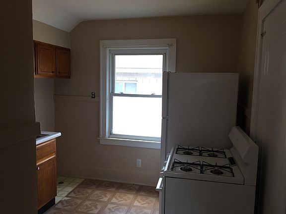 5th image of 7343 Orchard Ave