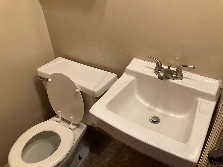 2131 W Gordon Ave #B — Photo 6