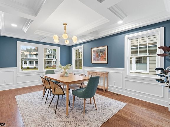 4th image of 14 Marion Rd