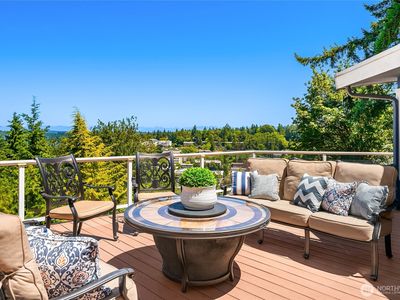 7440 SE 32nd Street, Mercer Island, WA, 98040