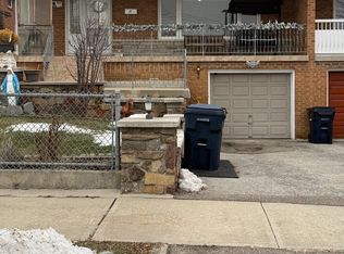 30 Bamford Cres, Toronto, ON M3N 1T8