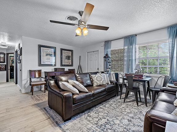 2nd image of 884 Mango Drive