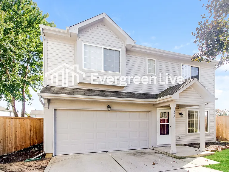 675 Pine Lake Dr — Photo 2