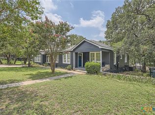 833 S Loop St, San Marcos, TX 78666