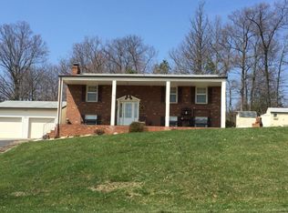 114 Birch Dr, Blue Ridge, VA 24064