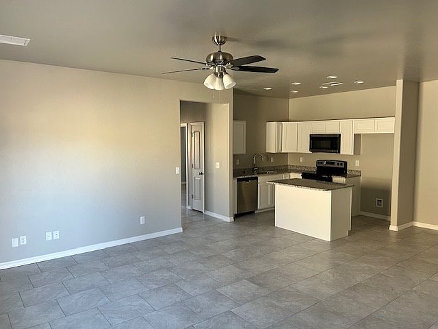 1st image of 3528 N Burbank St #3