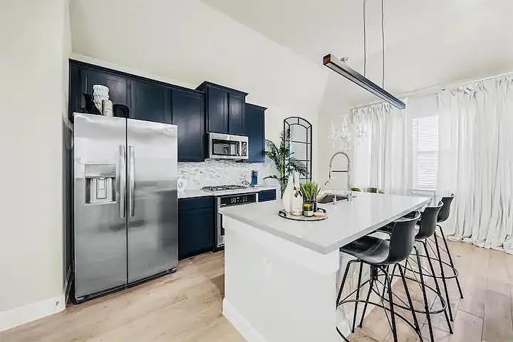 1915 Kirby Landing Dr