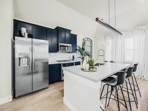 1915 Kirby Landing Dr, Houston, TX 77045