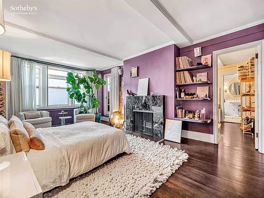 Rented by Sotheby's International Realty | media 32