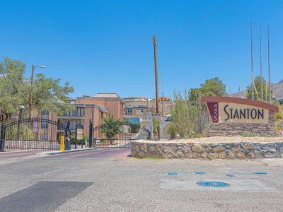 4433 N Stanton St #E209, El Paso, TX, 79902