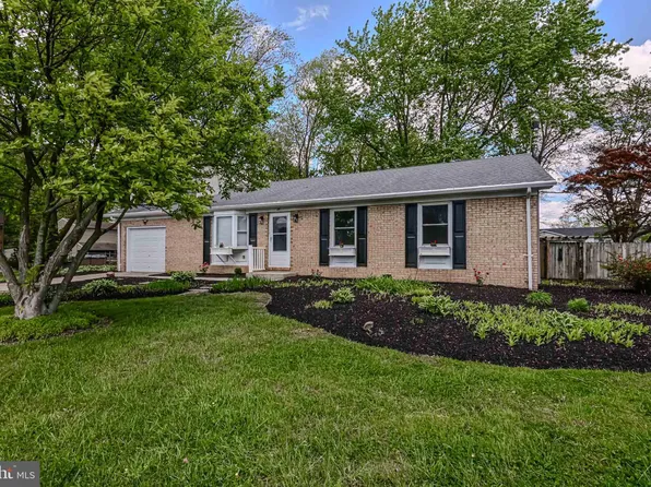 29 Devonshire Ct, Dover, DE 19901