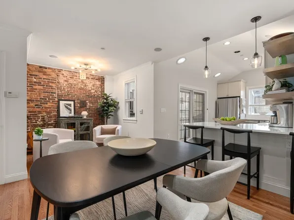 71 School St, Boston, MA 02129