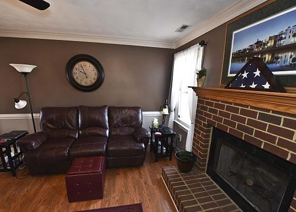 4th image of 1041 Baydon Ln