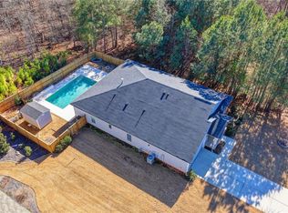 6310 Arlington Cir, Cumming, GA 30041