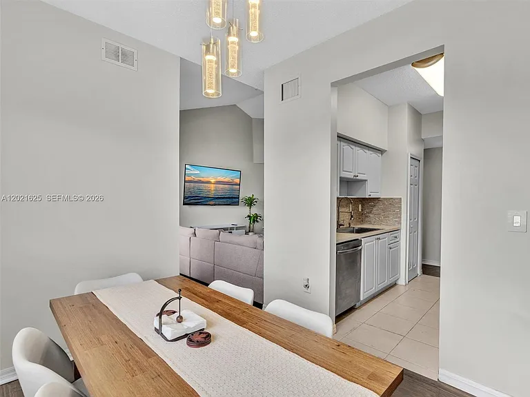 7085 Nova Dr #321 — Photo 9