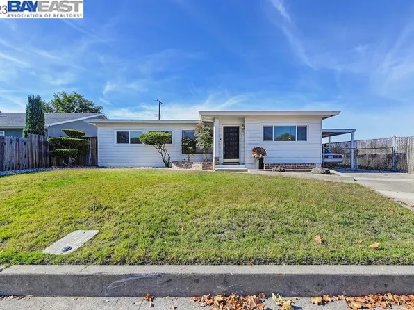5925 Fairbairn Dr, North Highlands, CA 95660