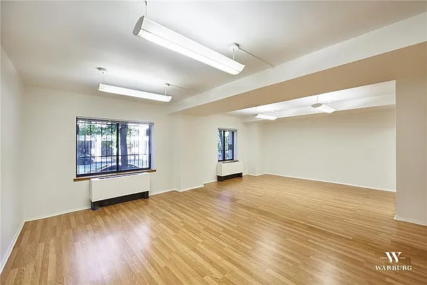 Sold by Warburg | media 1