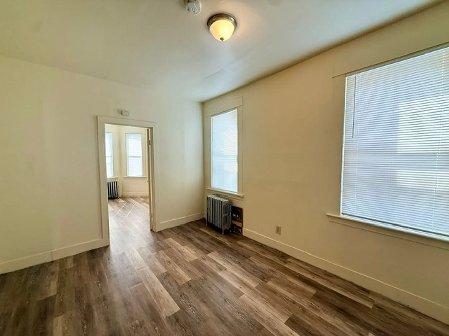 Greenwood 128 — Photo 2