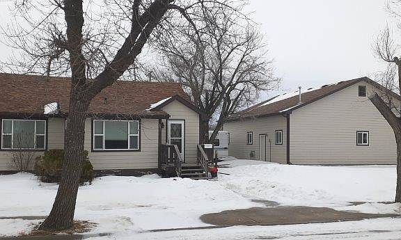 2nd image of 631 3rd Ave S